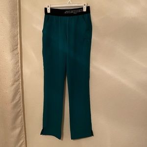 Hunter green Sketchers scrub pants